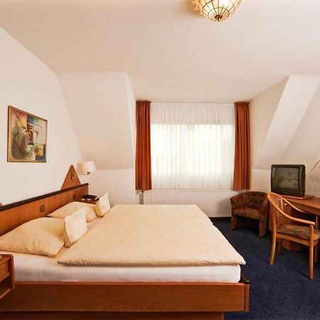 أوسنابروك Hotel Welp الغرفة الصورة